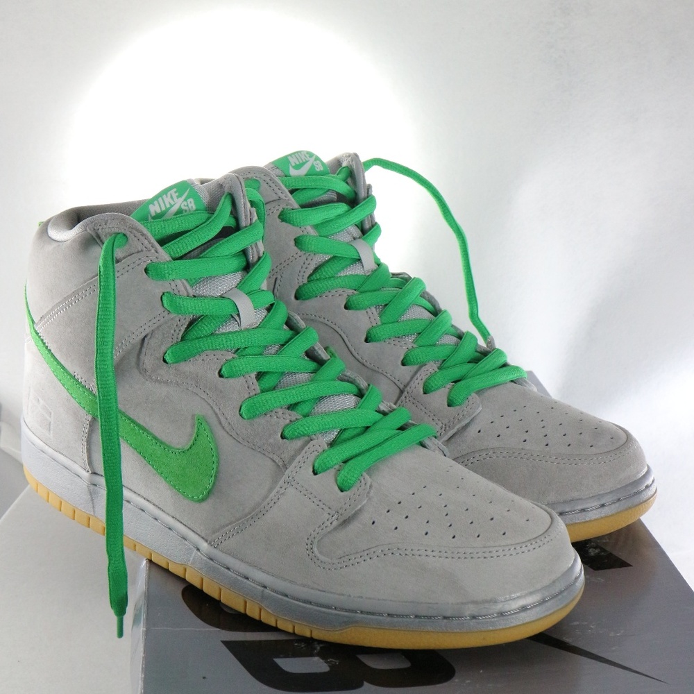 SOLD!! NIKE SB Dunk High 'Silver Box' Sneakers - Picture 5 of 8